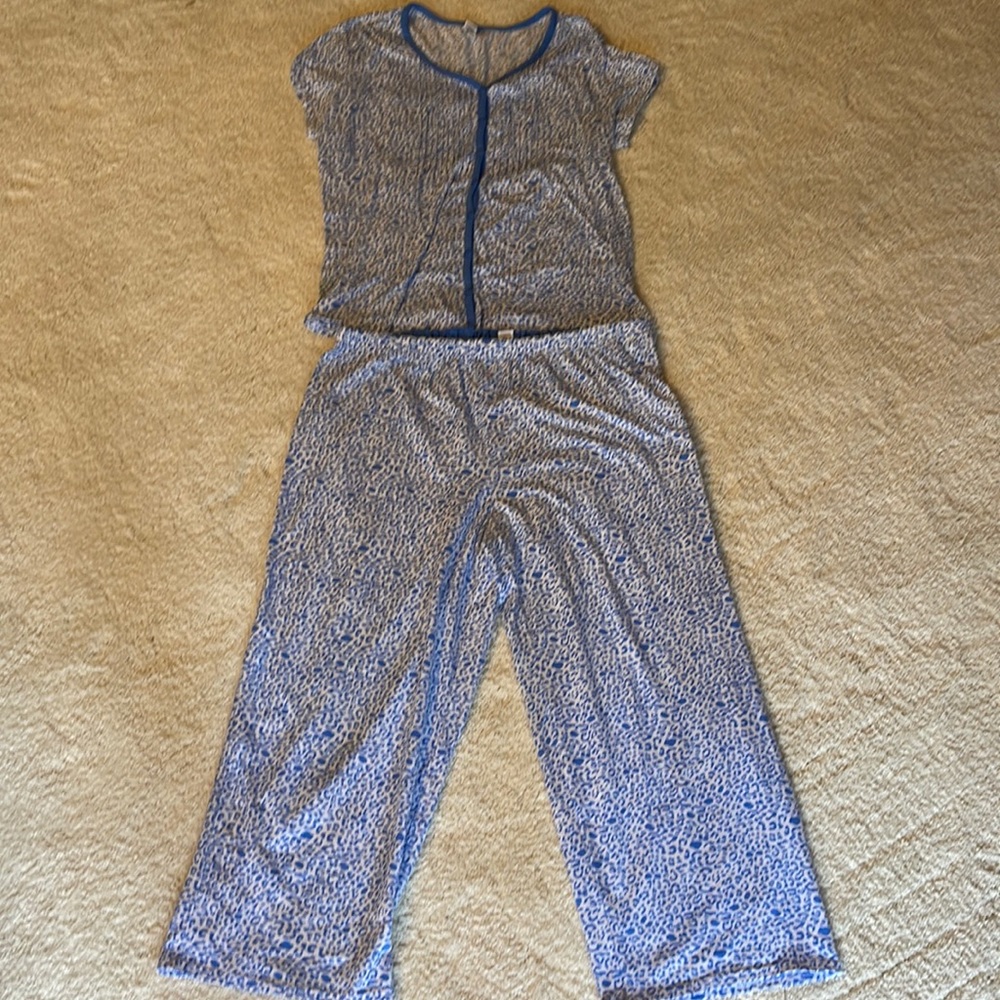 ND intimates